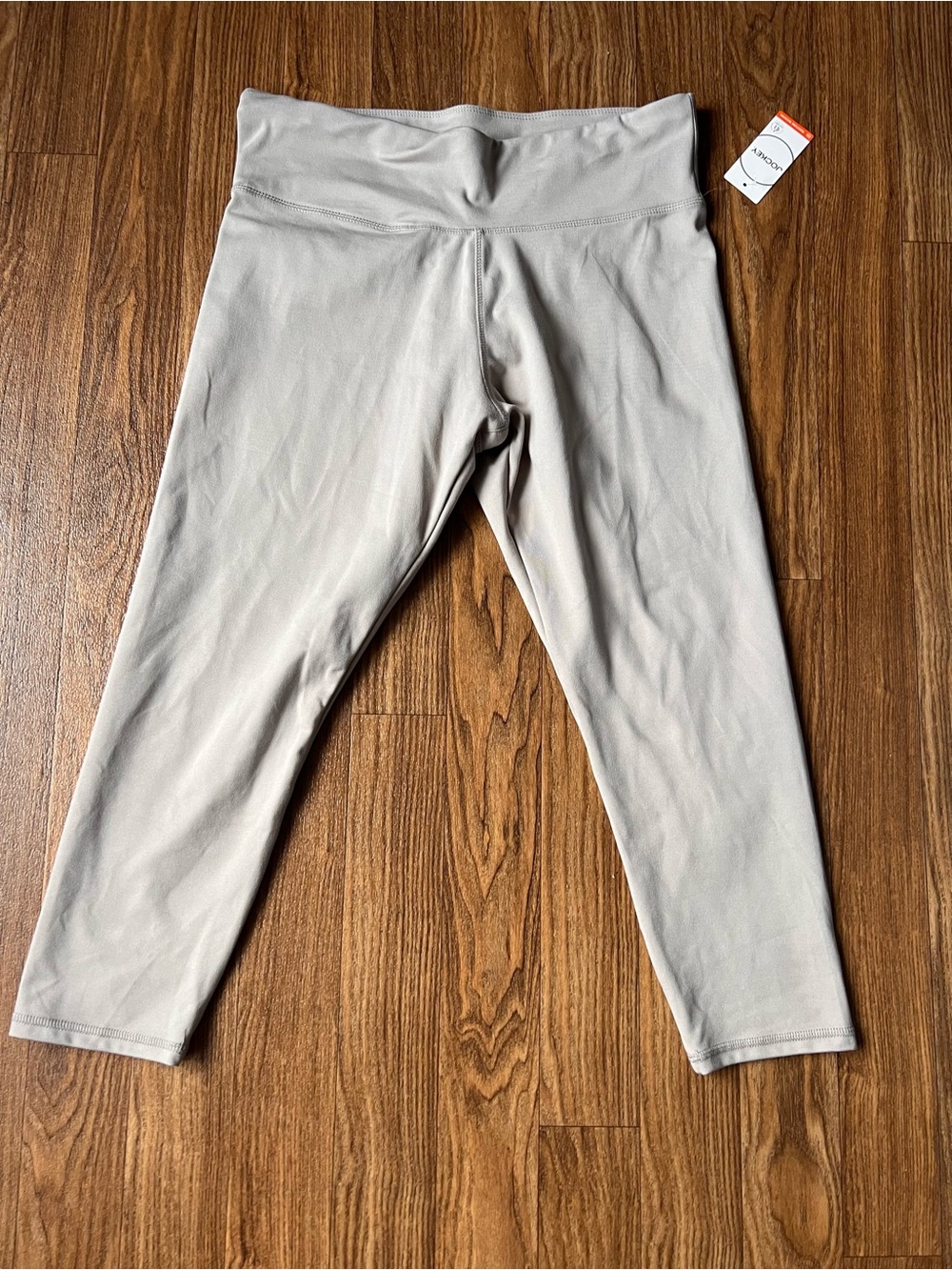 Jockey Women’s Light Tan High-Waist Capri Leggings